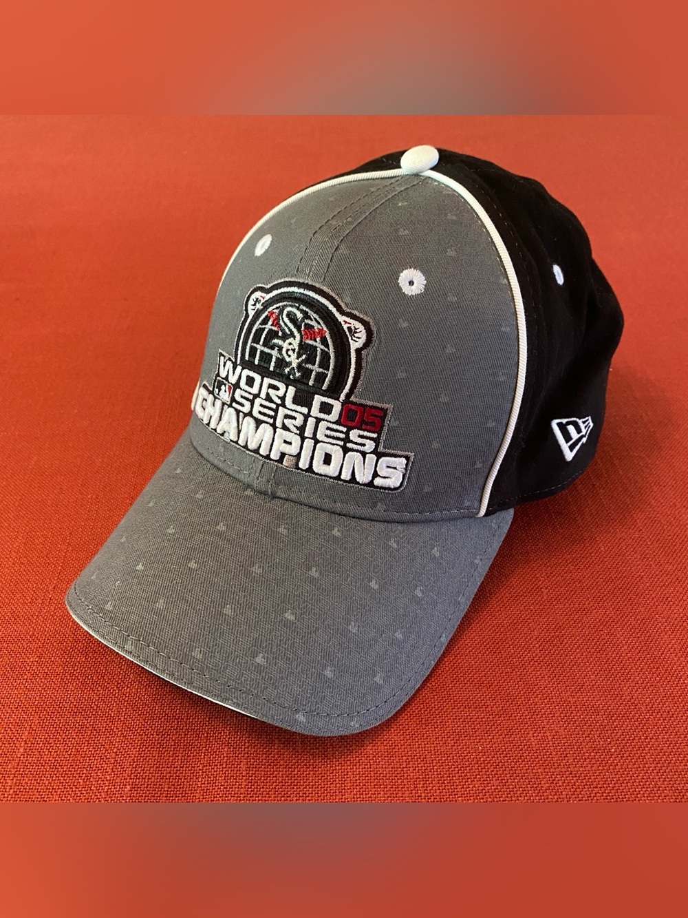 New Era Chicago White Sox MLB 2005 World Series Champions Cap Hat Gray Black EUC